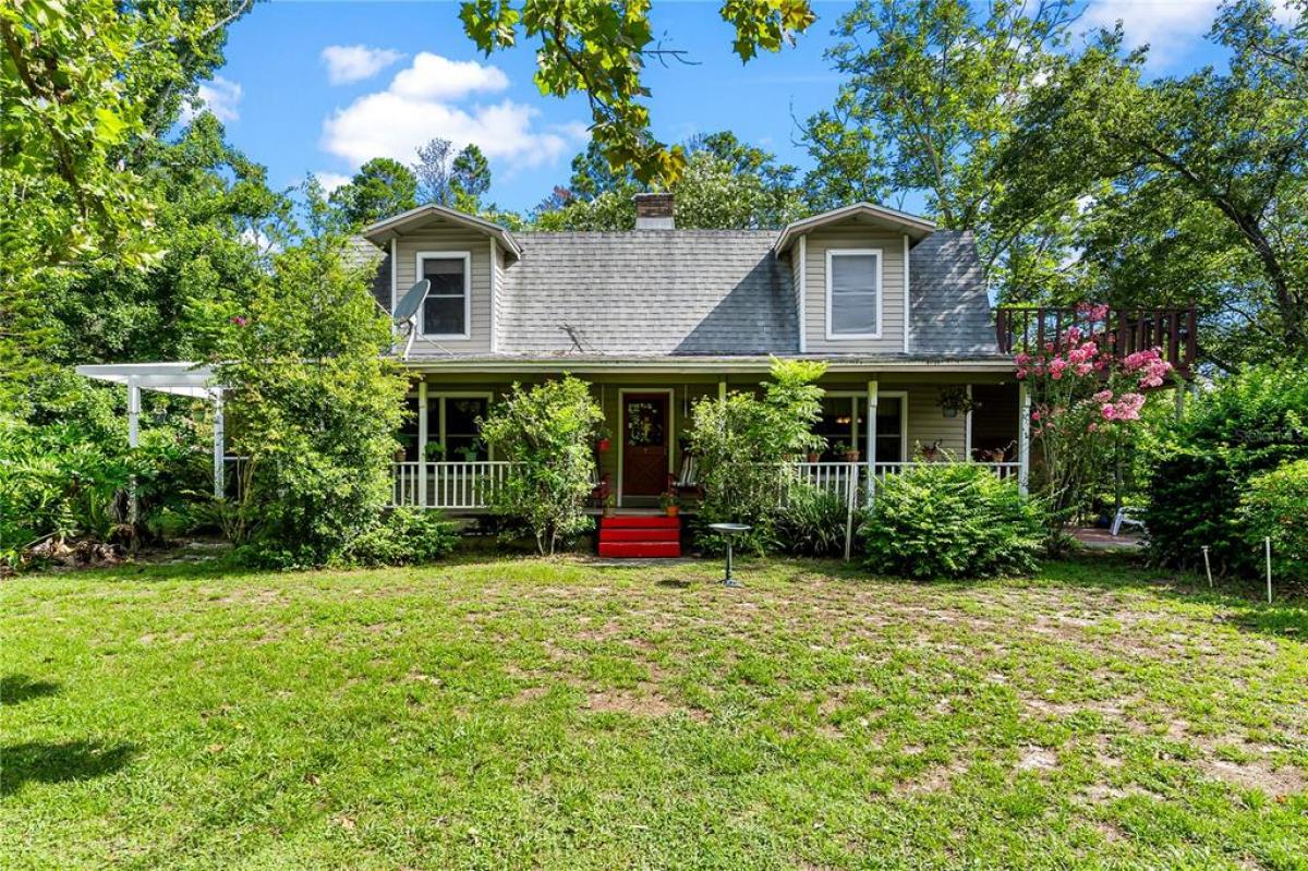 Picture of Home For Sale in Tavares, Florida, United States