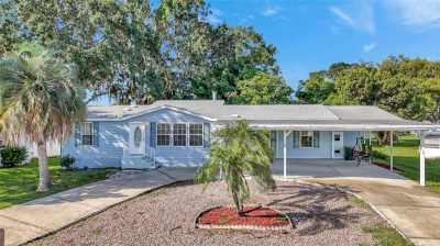 Mobile Home For Sale in Tavares, Florida