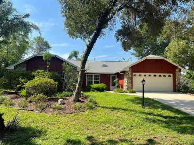 Home For Sale in Deltona, Florida
