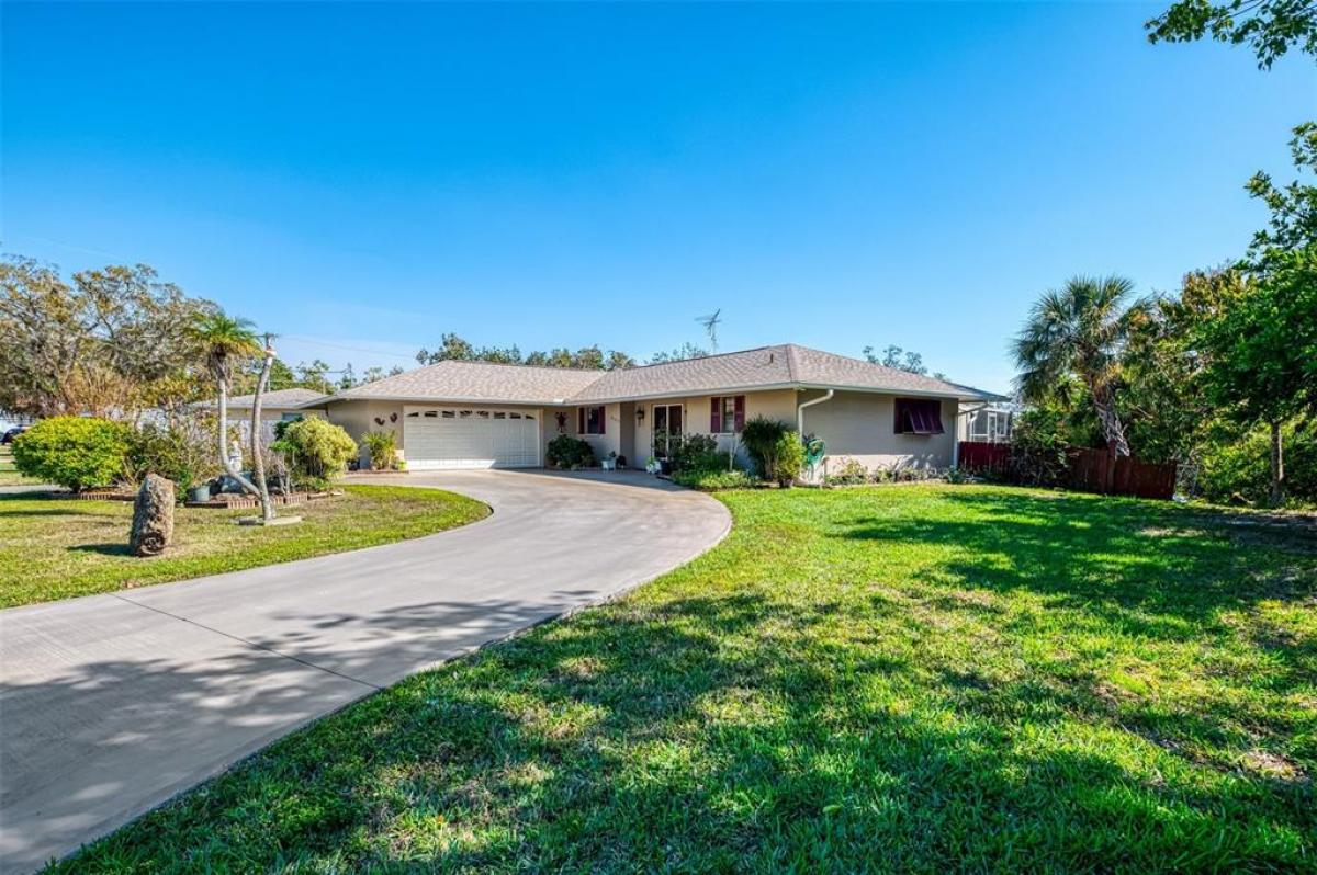 Picture of Home For Sale in Sarasota, Florida, United States
