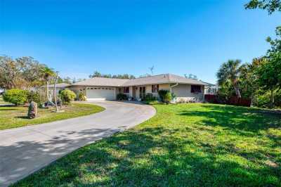 Home For Sale in Sarasota, Florida