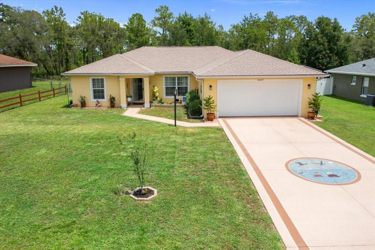 Picture of Home For Sale in Ocala, Florida, United States