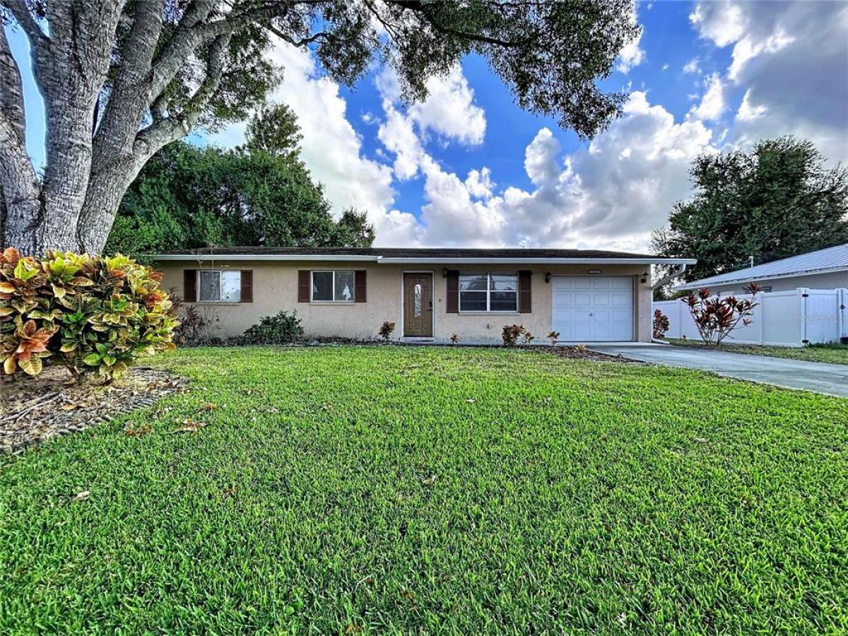 Picture of Home For Sale in Fort Myers, Florida, United States