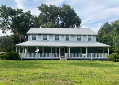 Home For Rent in Mc Intosh, Florida