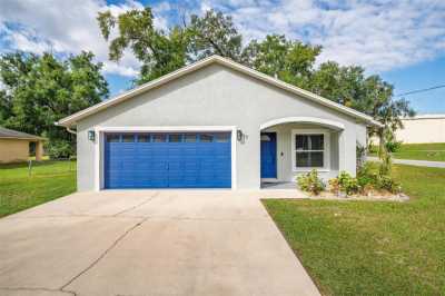 Home For Sale in Wildwood, Florida