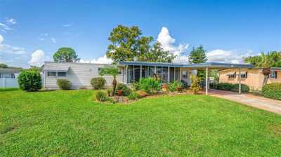 Mobile Home For Sale in Tavares, Florida