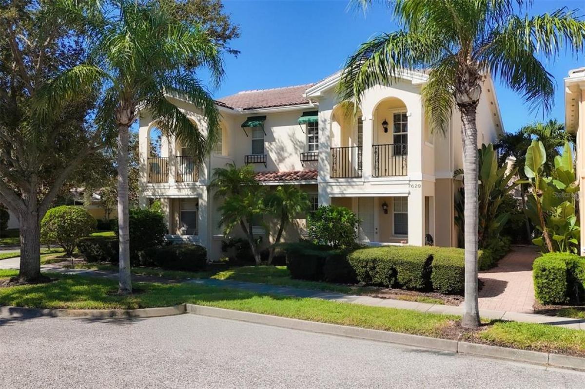 Picture of Home For Sale in Sarasota, Florida, United States