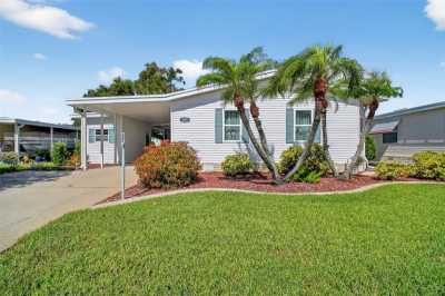 Mobile Home For Sale in Tavares, Florida