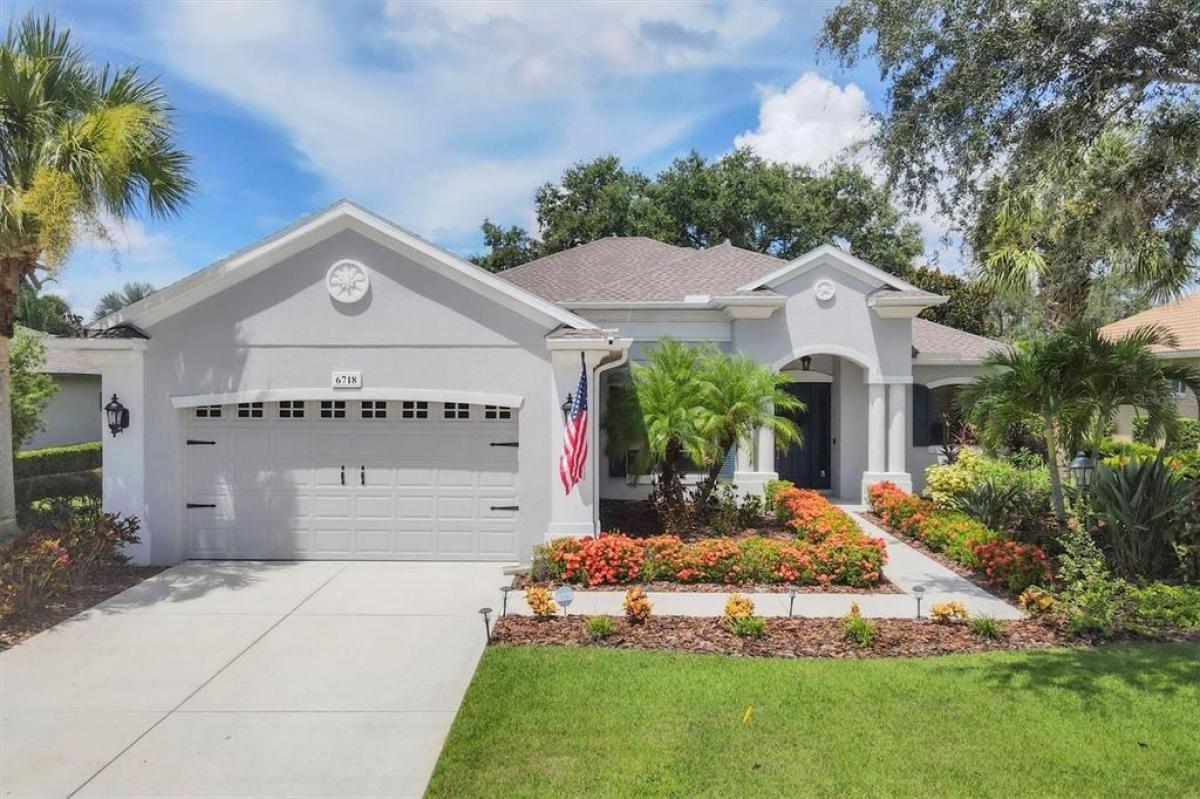 Picture of Home For Sale in Lakewood Ranch, Florida, United States
