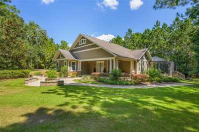 Home For Sale in Alachua, Florida