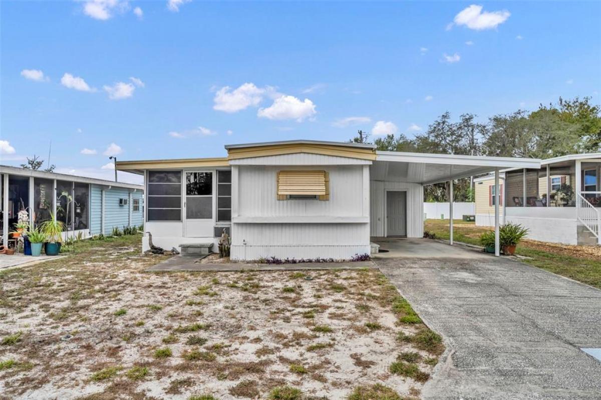Picture of Mobile Home For Sale in Leesburg, Florida, United States