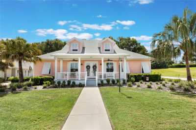 Home For Sale in Lady Lake, Florida