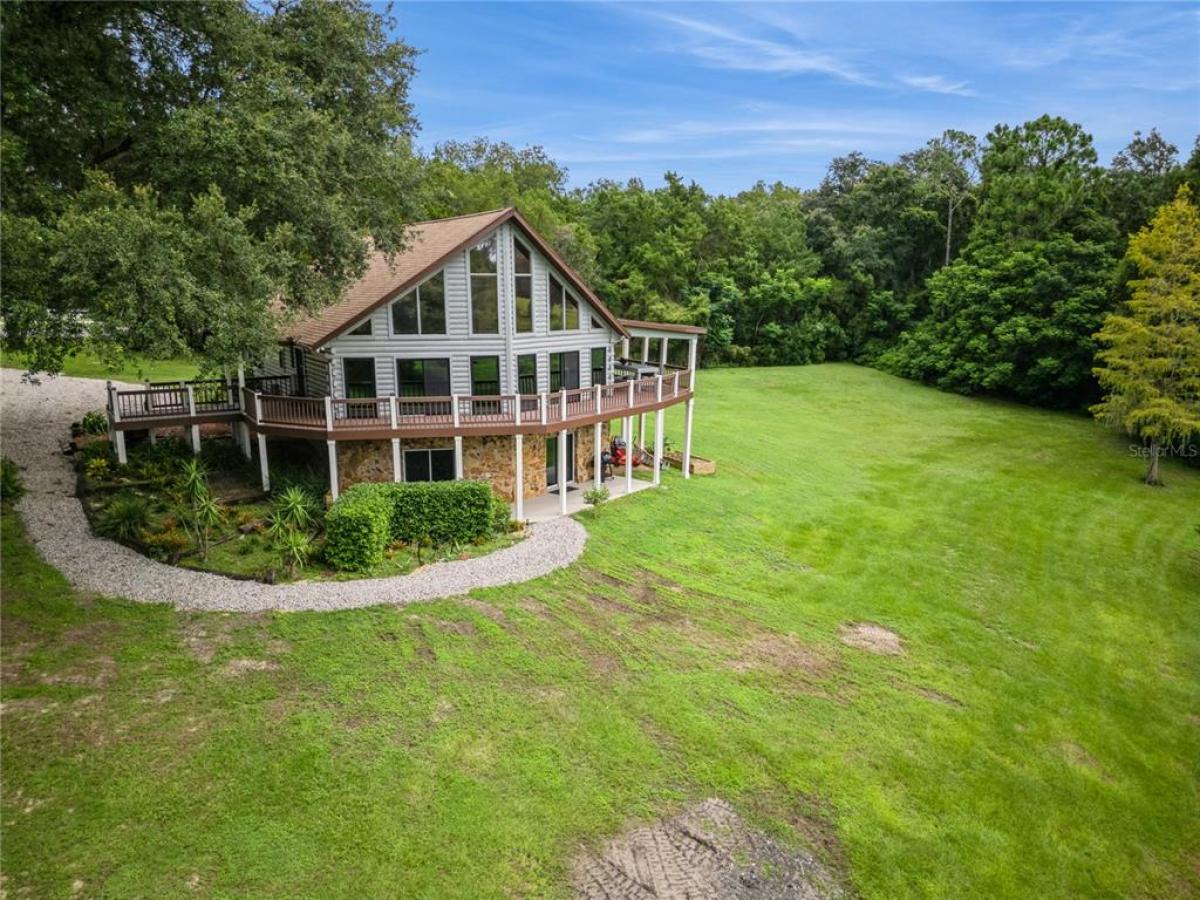 Picture of Home For Sale in Umatilla, Florida, United States