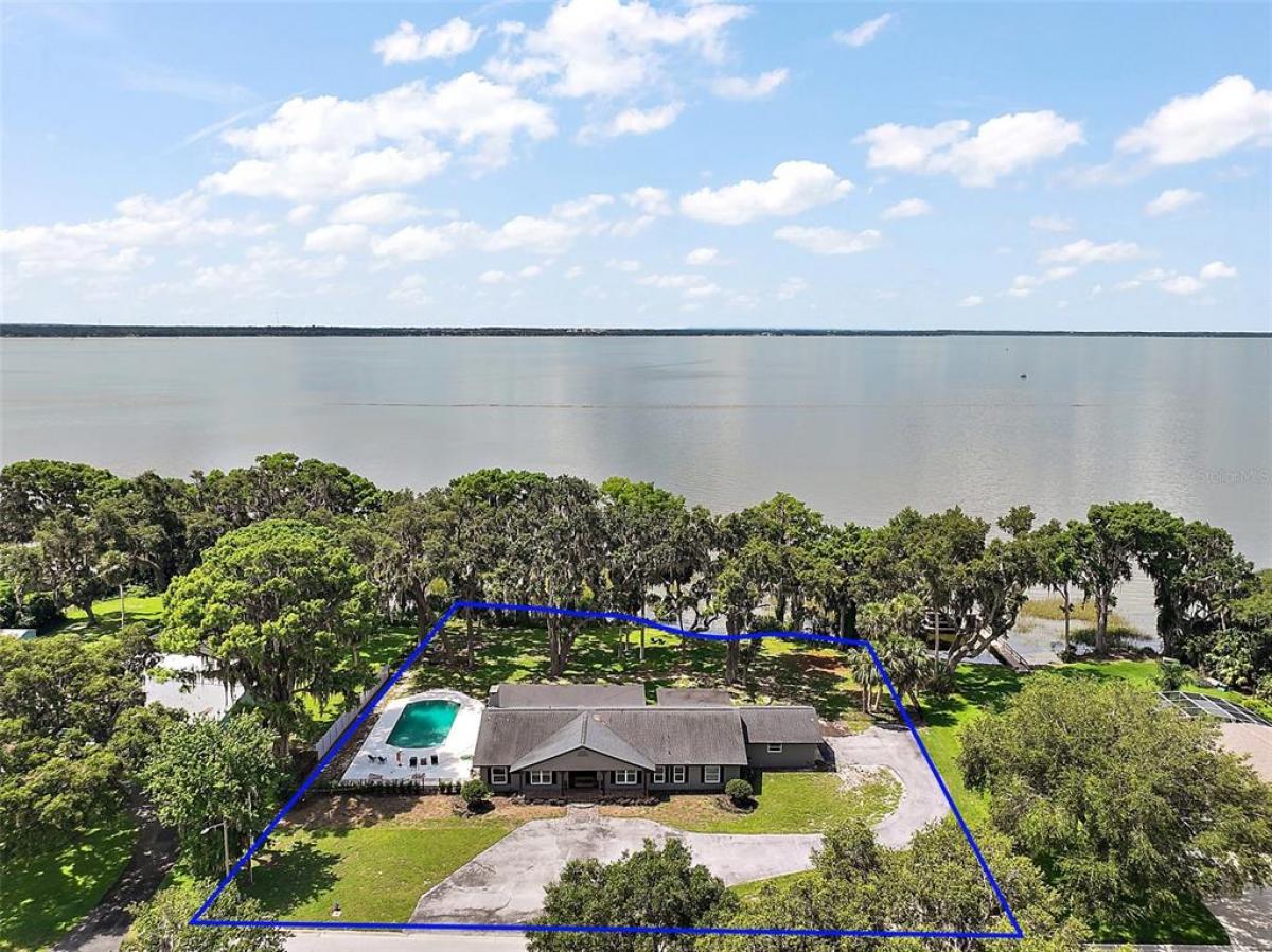 Picture of Home For Sale in Eustis, Florida, United States