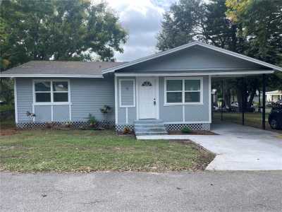 Home For Rent in Oakland, Florida
