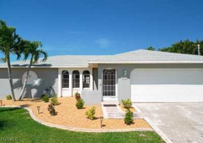 Home For Sale in Cape Coral, Florida