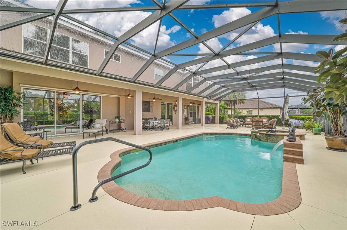 Picture of Home For Sale in Fort Myers, Florida, United States