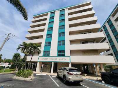 Home For Rent in Cape Coral, Florida