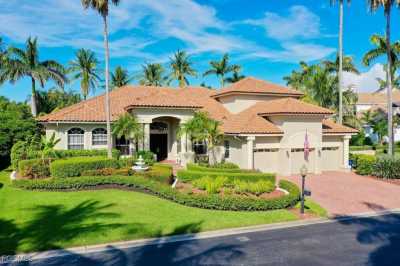 Home For Sale in Fort Myers, Florida
