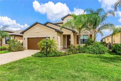 Home For Sale in Fort Myers, Florida