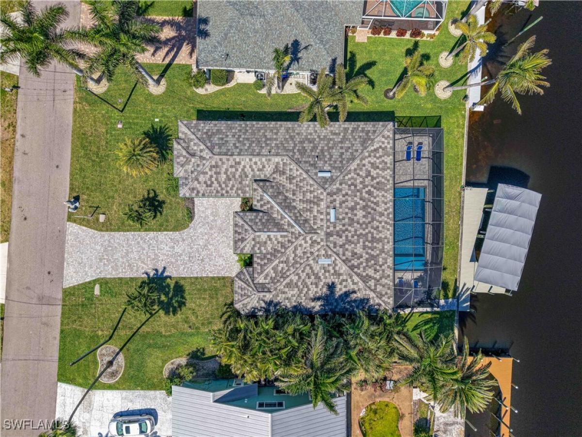 Picture of Home For Sale in Cape Coral, Florida, United States