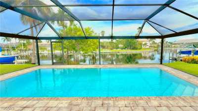 Home For Sale in Cape Coral, Florida