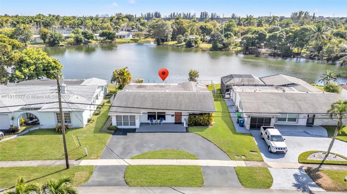 Picture of Home For Sale in Sunrise, Florida, United States