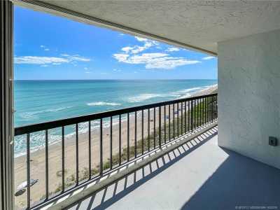 Condo For Sale in Jensen Beach, Florida