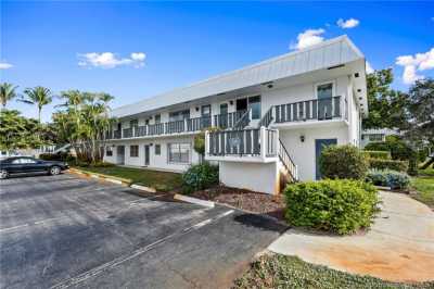 Condo For Sale in Stuart, Florida