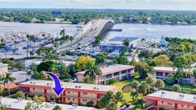 Condo For Sale in Stuart, Florida
