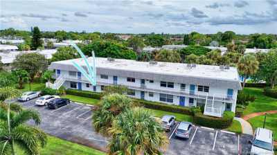 Condo For Sale in Stuart, Florida