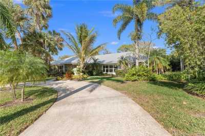 Home For Sale in Stuart, Florida