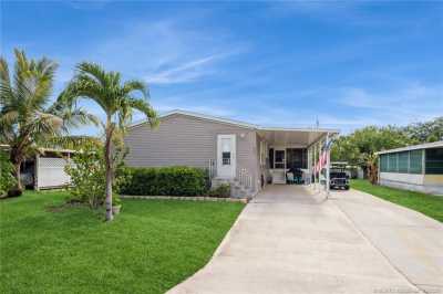 Mobile Home For Sale in Hobe Sound, Florida
