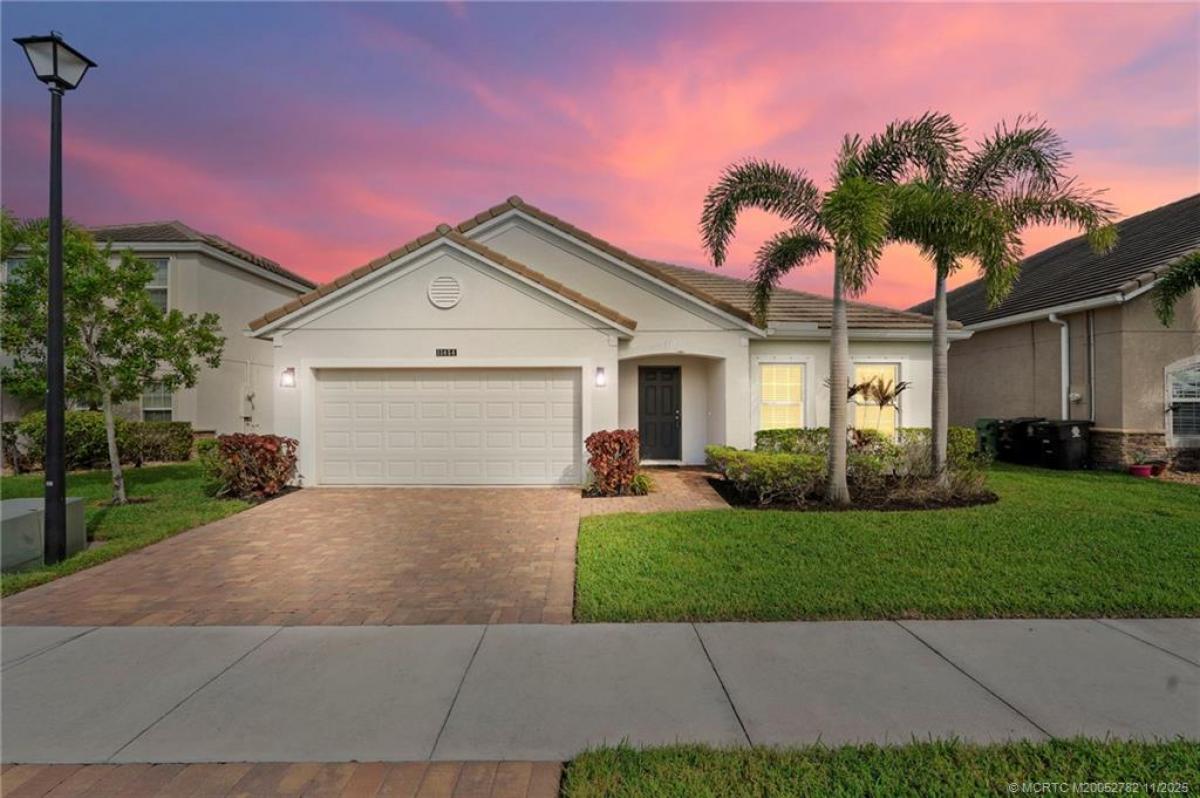 Picture of Home For Sale in Port Saint Lucie, Florida, United States