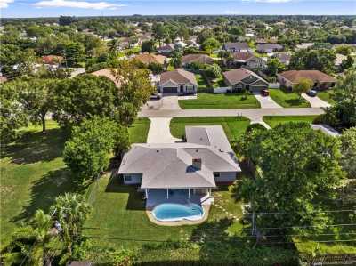 Home For Sale in Port Saint Lucie, Florida