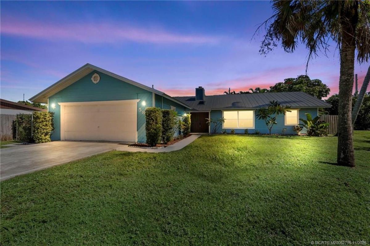 Picture of Home For Sale in Stuart, Florida, United States