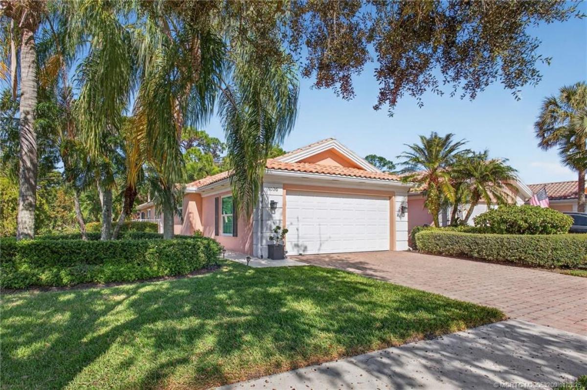 Picture of Home For Sale in Stuart, Florida, United States