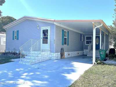 Mobile Home For Sale in Barefoot Bay, Florida
