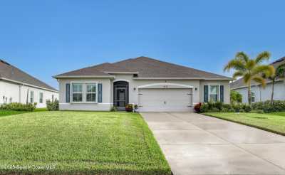 Home For Sale in Micco, Florida