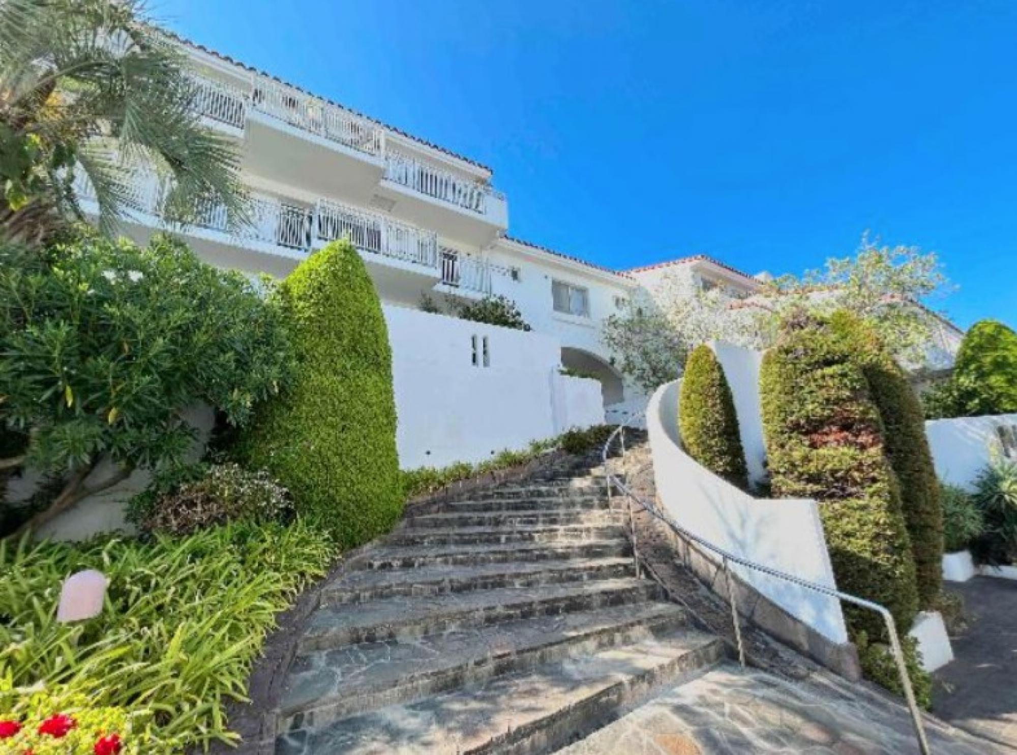 Picture of Condo For Sale in Zushi Shi, Kanagawa, Japan