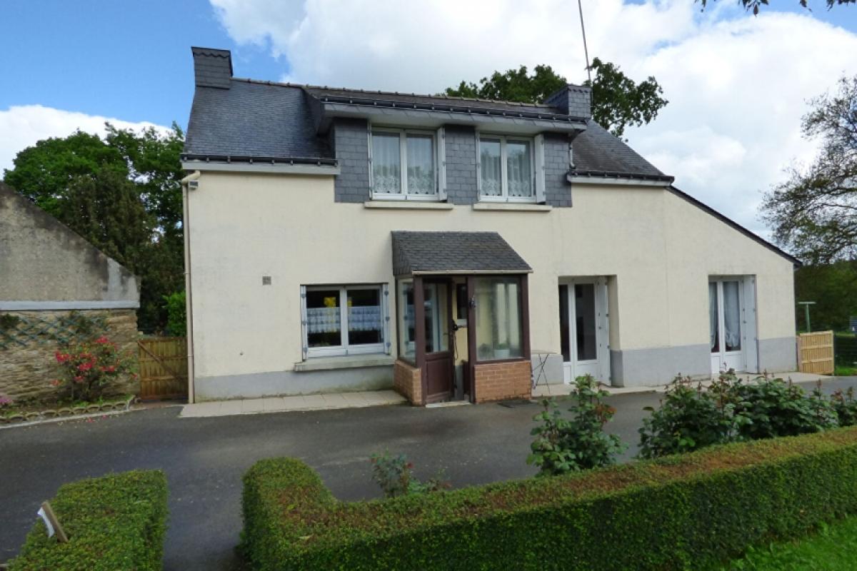 Picture of Home For Sale in Lizio, Morbihan, France