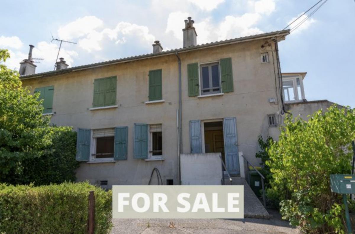 Picture of Home For Sale in Meyreuil, Provence-Alpes-Cote d'Azur, France