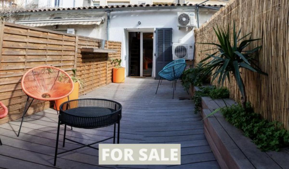 Picture of Apartment For Sale in Aix En Provence, Cote d'Azur, France