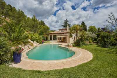 Villa For Sale in 