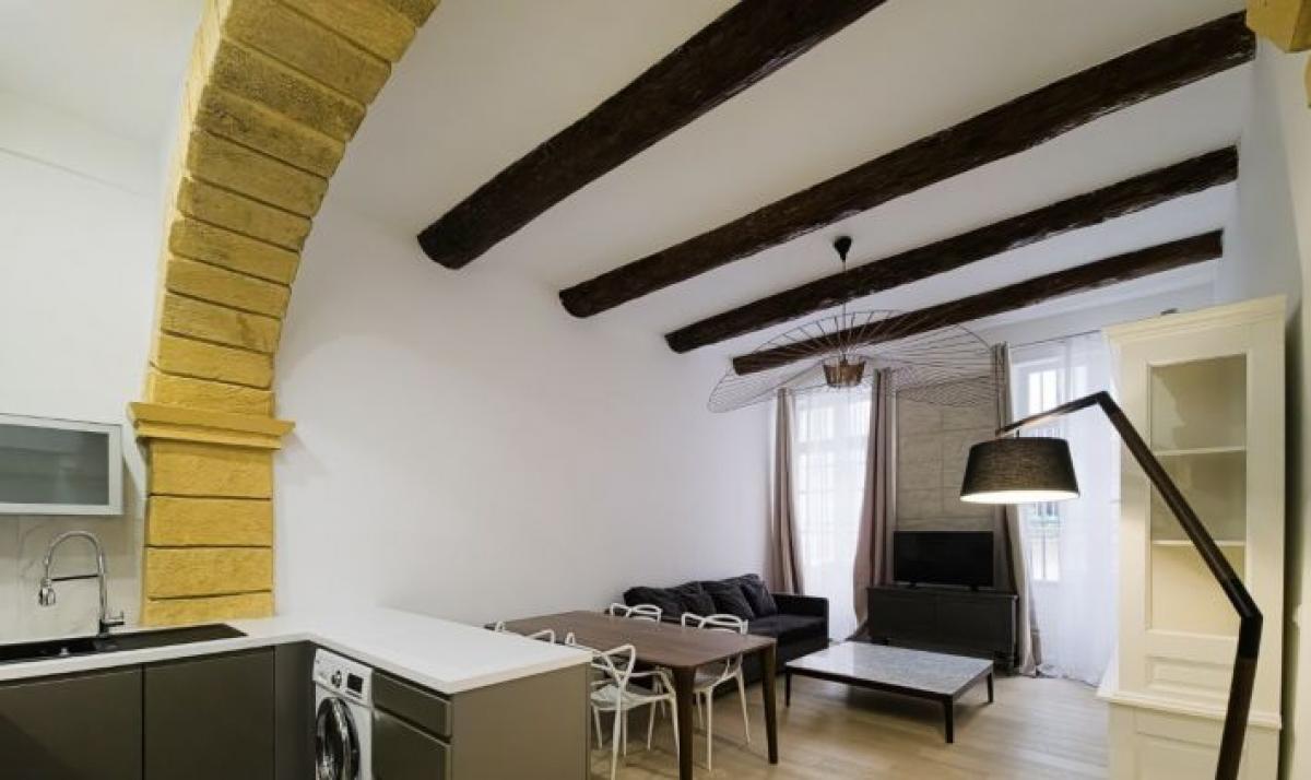 Picture of Apartment For Sale in Aix En Provence, Cote d'Azur, France