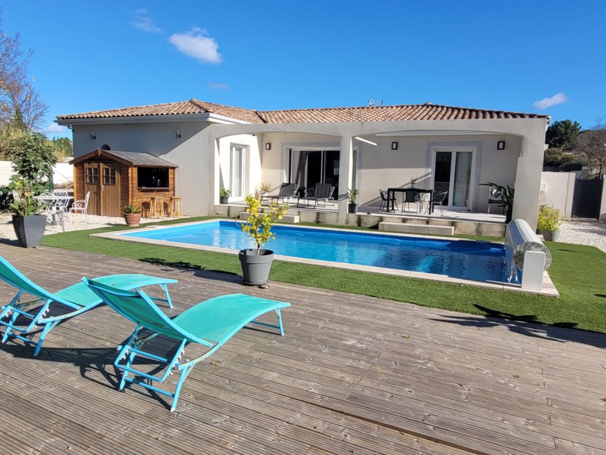 Picture of Villa For Sale in Autignac, Languedoc Roussillon, France