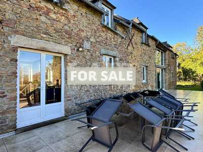 Home For Sale in Gesvres, France