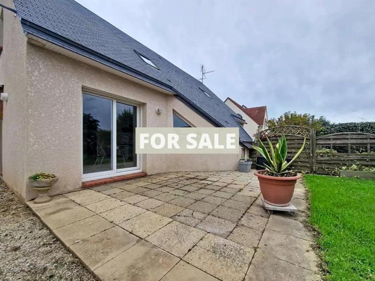 Picture of Home For Sale in Courseulles Sur Mer, Calvados, France