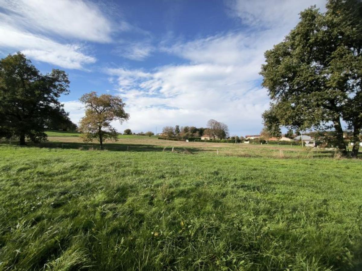 Picture of Residential Land For Sale in Thiviers, Aquitaine, France