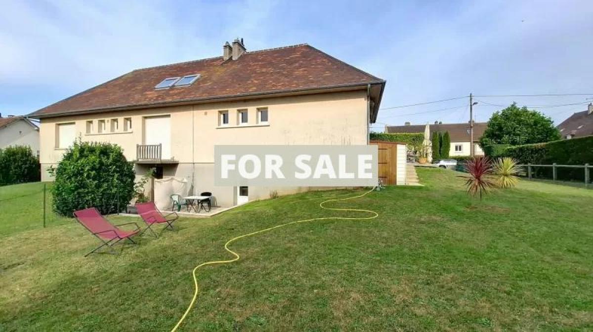 Picture of Home For Sale in Courseulles Sur Mer, Calvados, France